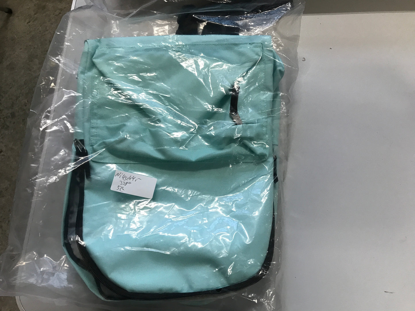 Box 5 Rucksack Nikschki
