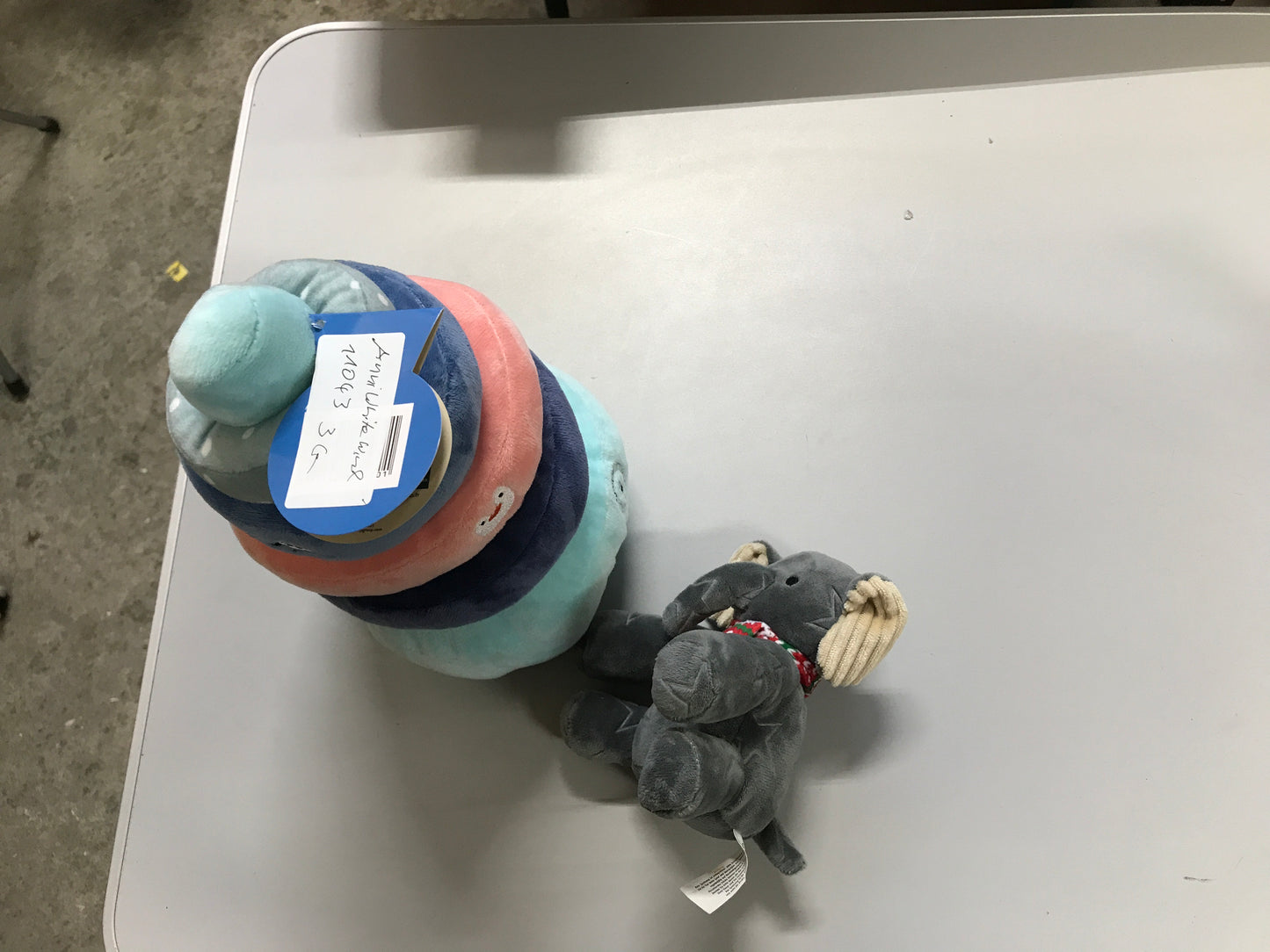 Box 10 Kuschelturm+ Elefant AnniWhiteWind